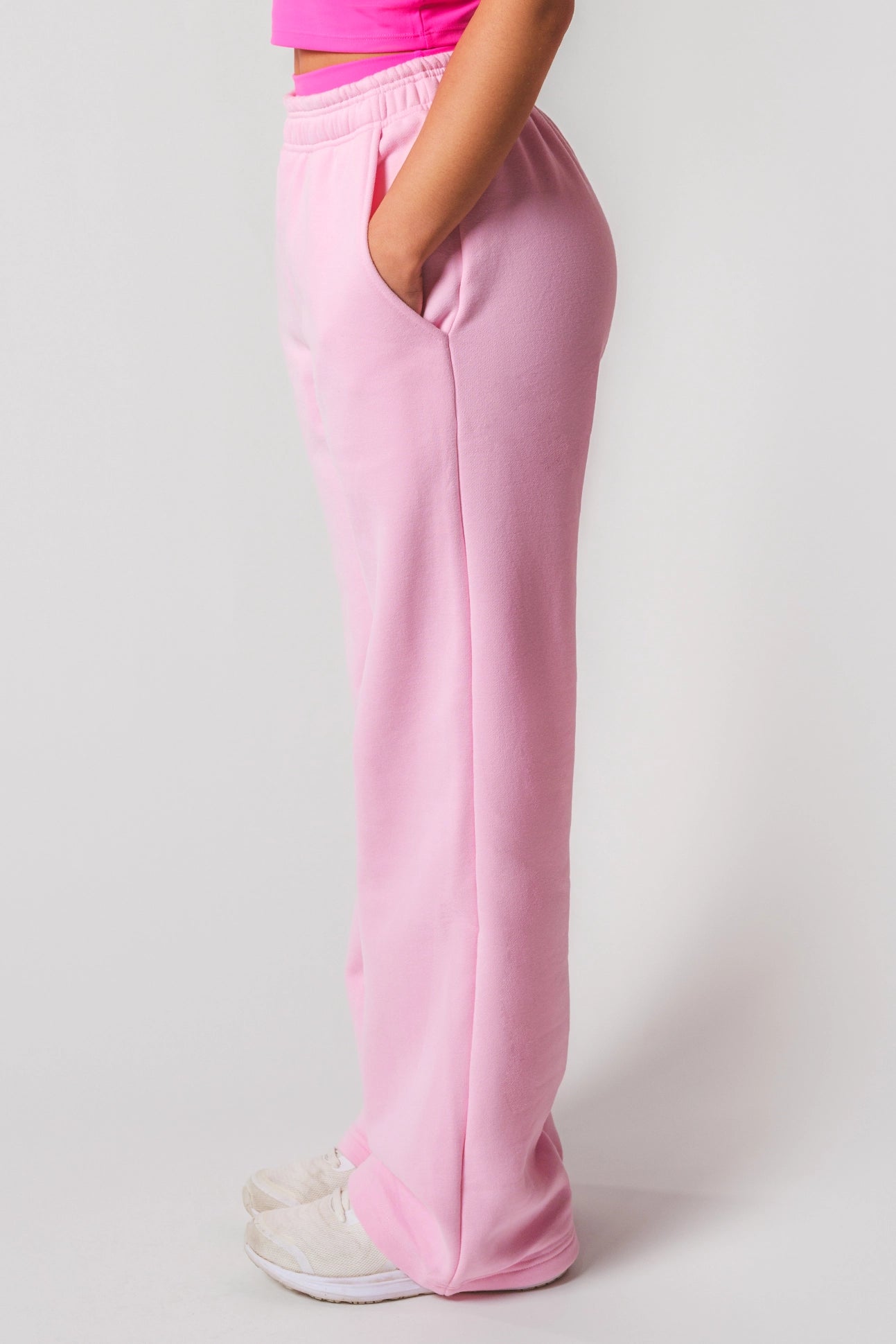 Twirl Essential Straight Leg Sweatpant